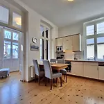 Vila Ahlbeck Haus 1 *