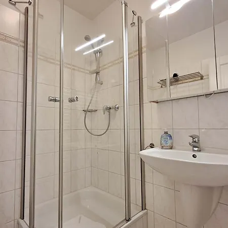Ahlbeck Haus 1 * Херингсдорф