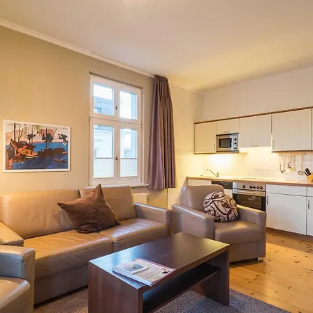 ヴィラ Ahlbeck Haus 1 ゼーバート・ヘリングスドルフ