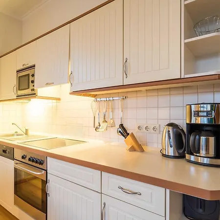 Ahlbeck Haus 1 ヴィラ