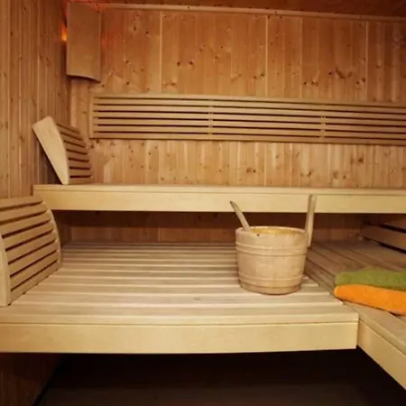 Ahlbeck Haus 1 ヴィラ ゼーバート・ヘリングスドルフ