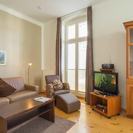 Ahlbeck Haus 1 ゼーバート・ヘリングスドルフ